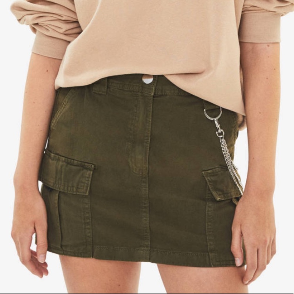 ✨NWOT CARGO SKIRT✨✨